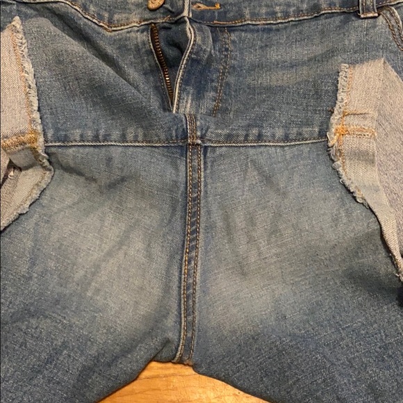 Old Navy Jean Shorts - Picture 5 of 5